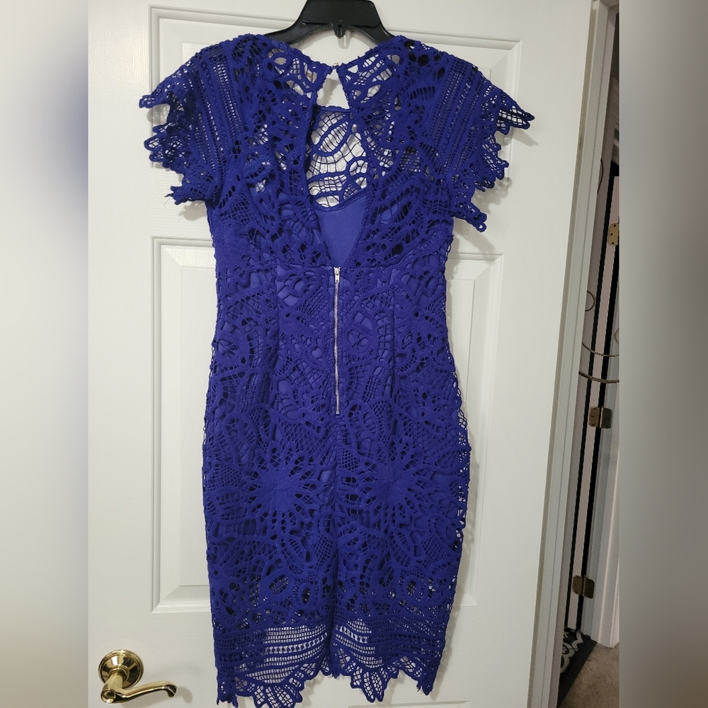 Dress - Picture 2 of 2
